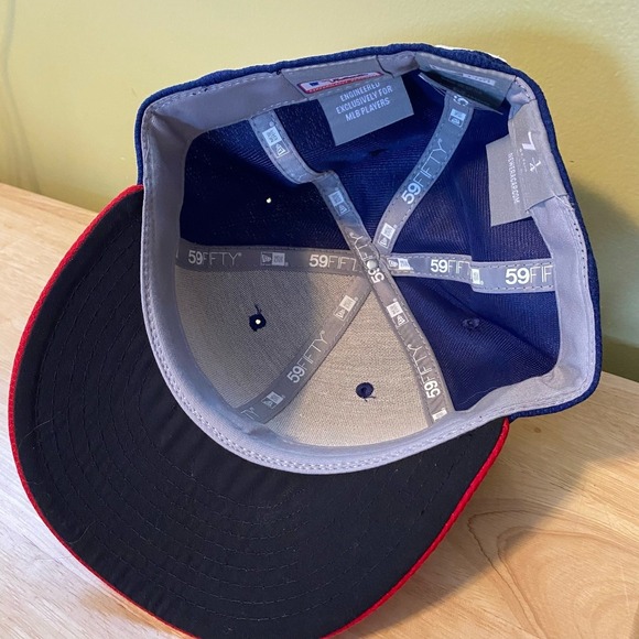 New Era Fitted Baseball Hat 7 1/4 Texas Rangers - Picture 4 of 5
